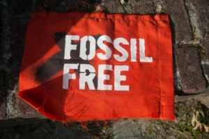 Fossil-free-flag